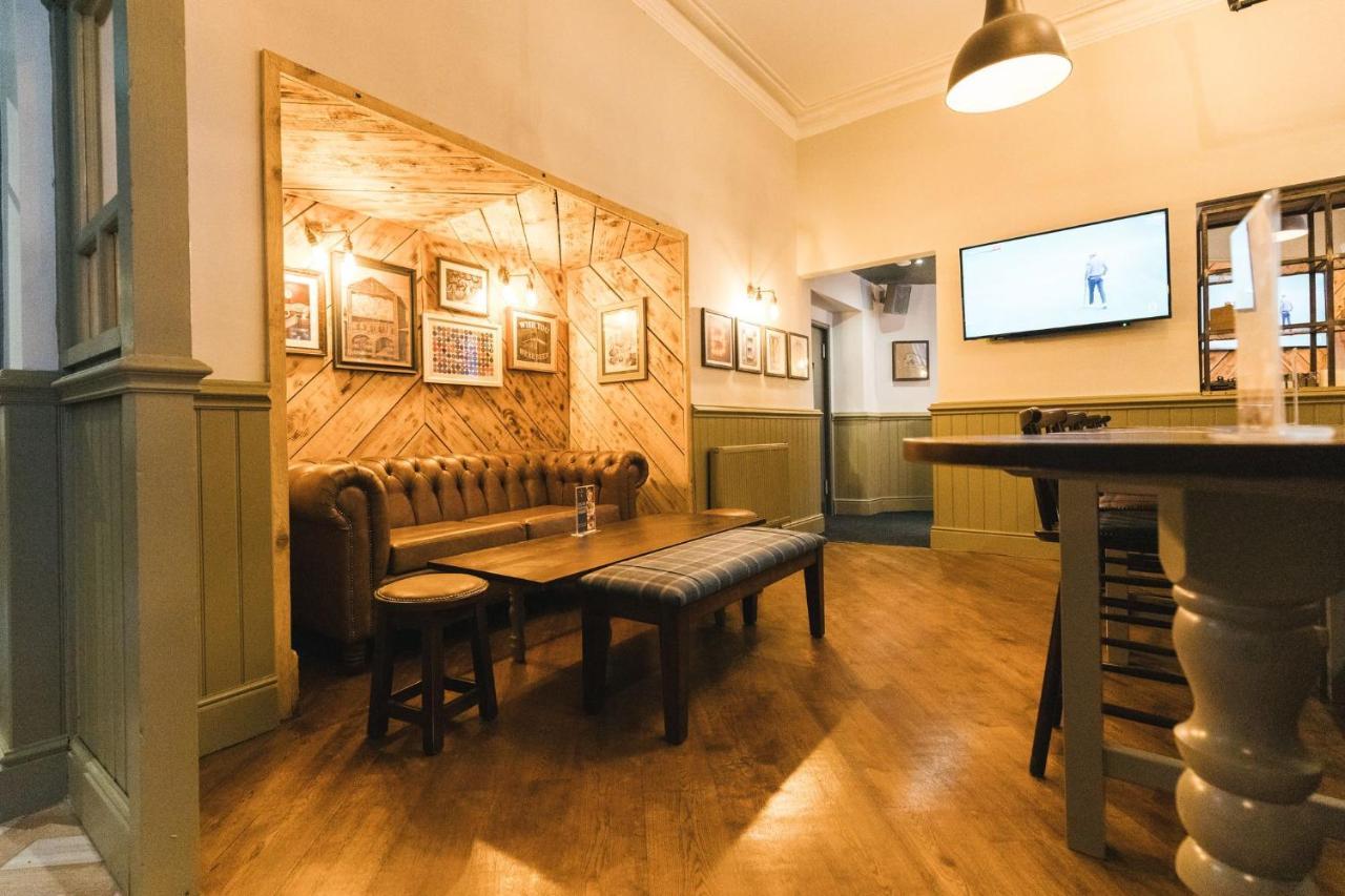 Black Lion Hotel Manchester Salford  Ngoại thất bức ảnh