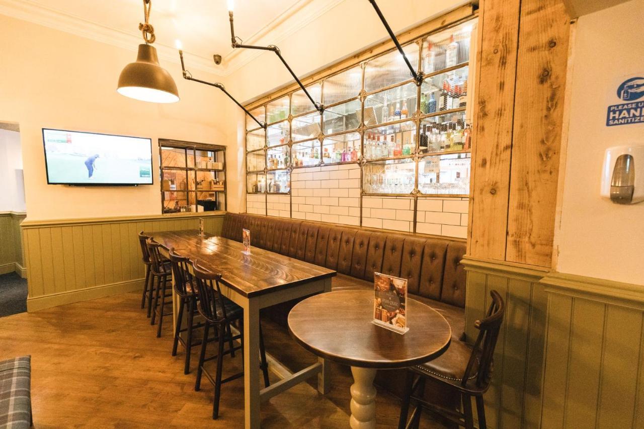 Black Lion Hotel Manchester Salford  Ngoại thất bức ảnh