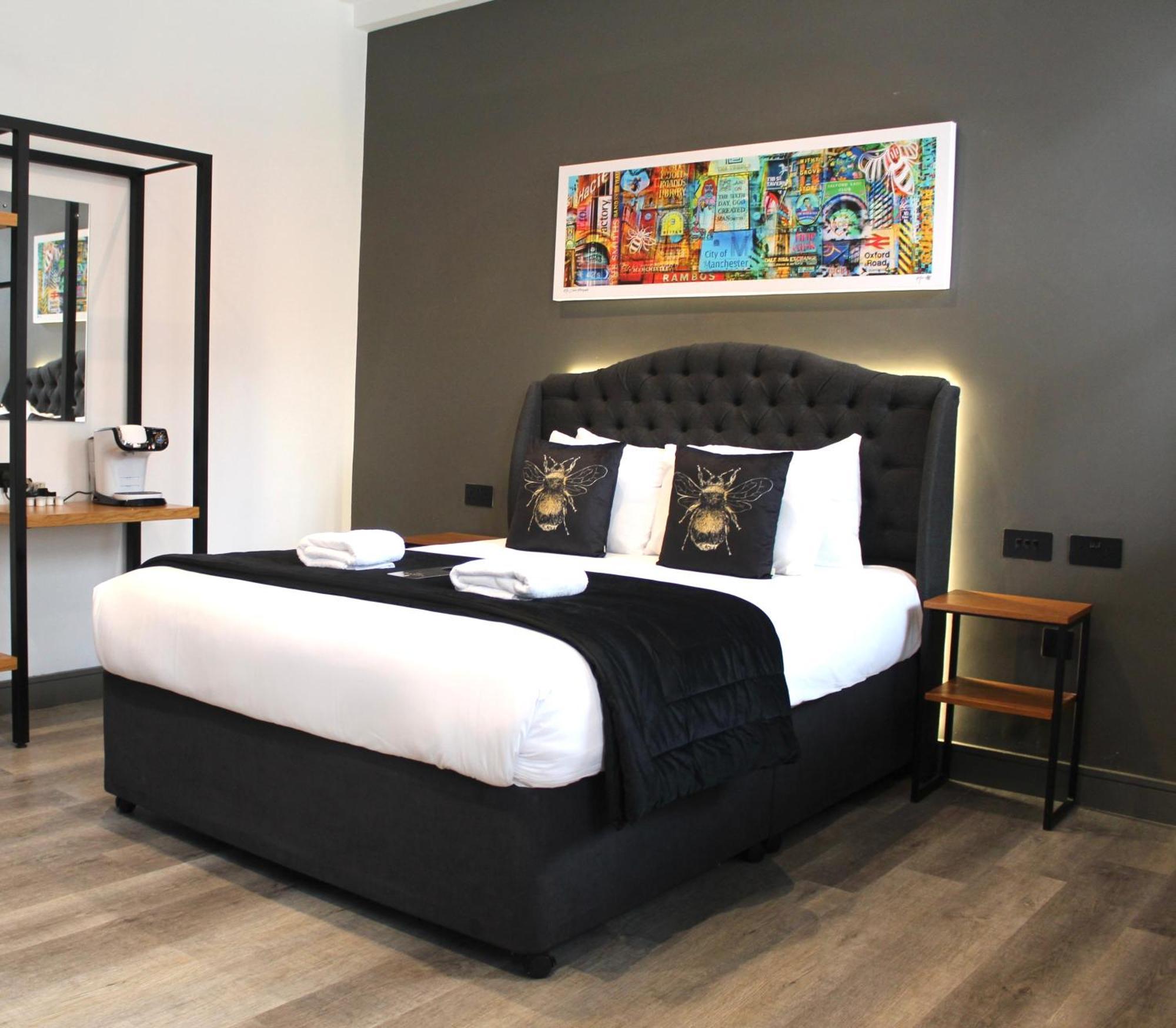 Black Lion Hotel Manchester Salford  Ngoại thất bức ảnh