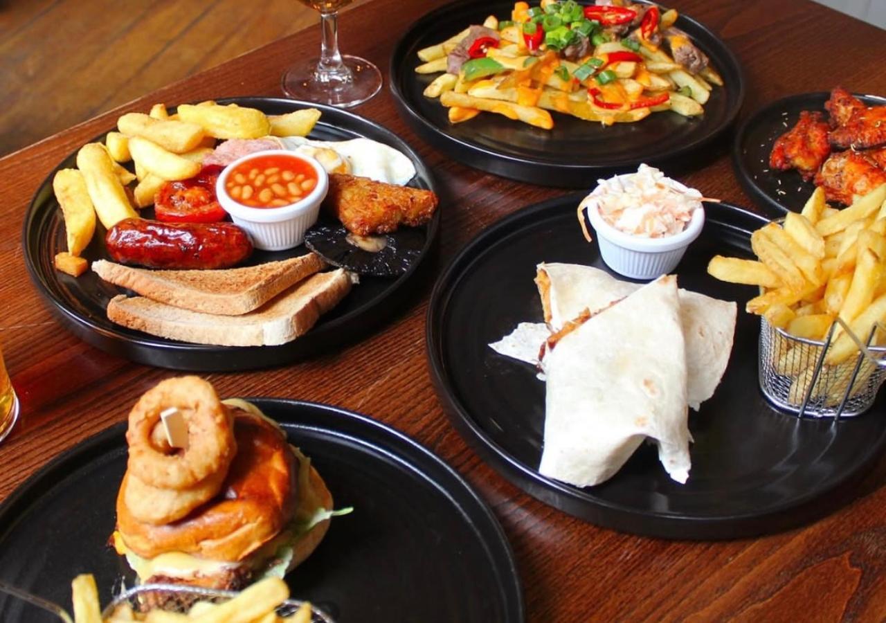Black Lion Hotel Manchester Salford  Ngoại thất bức ảnh